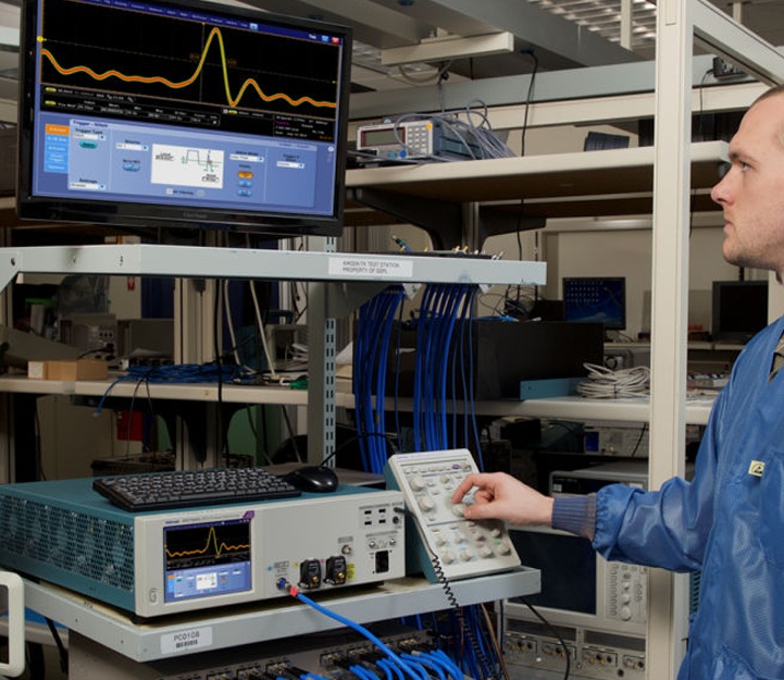 DPO77002SX Цифровой осциллограф 70 ГГц Tektronix DPO77002SX — фото 3