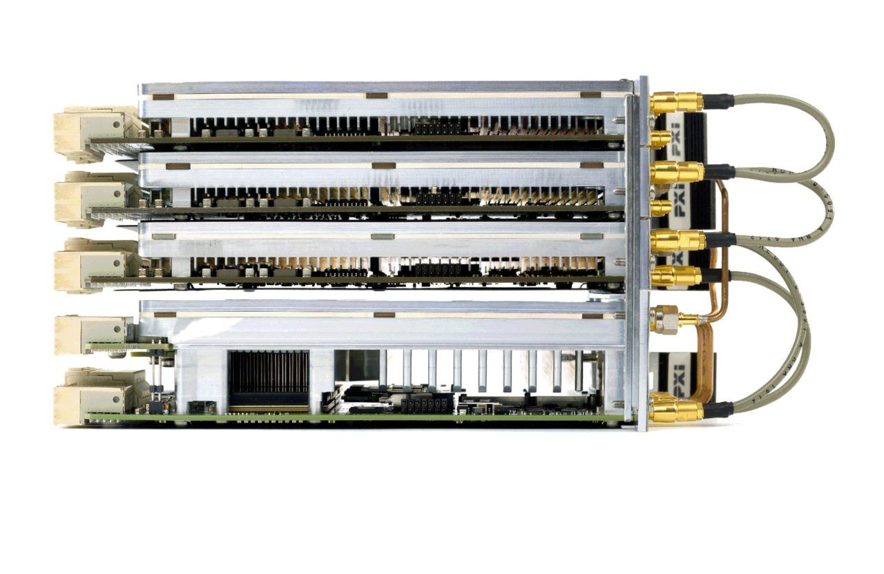 Векторный генератор сигналов M9381A (PXI) 1 МГц - 6 ГГц Keysight Technologies M9381A — фото 9