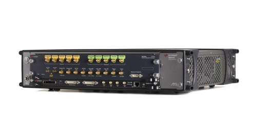 M8190A Генератор сигналов произвольной формы Keysight Technologies M8190A — фото 3